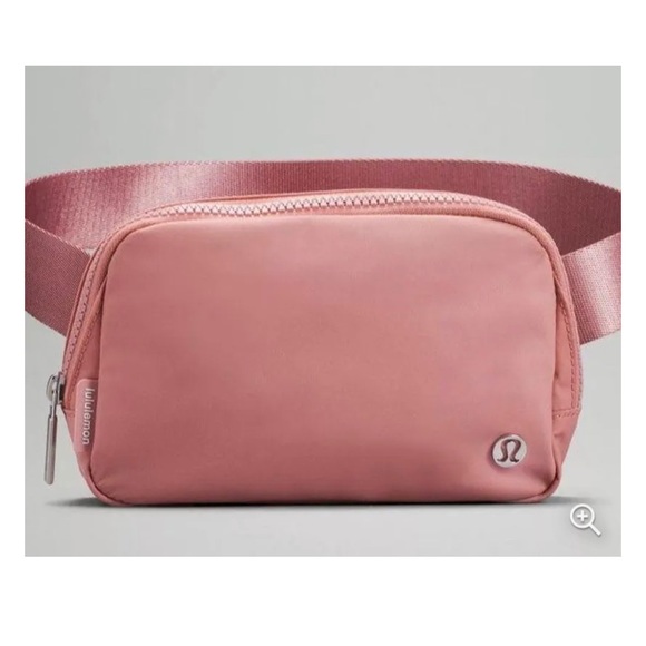the everywhere belt bag lulu